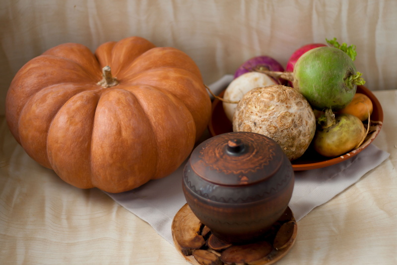 Pot, Radishes, fruit, close-up, high angle view, variation, vegetable, freshness, group of objects, table, Autumn, food, no people, 4K, village, indoors