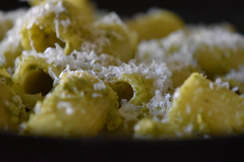 ready-to-eat, cheese, closeup, healthy eating, temptation, selective focus, black background, pasta, food, dinner, wellbeing, dairy product, studio shot