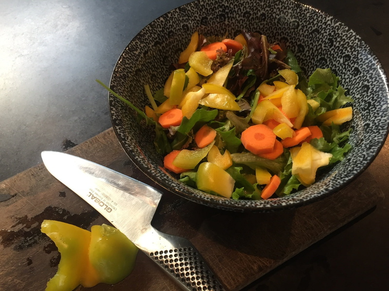 bowl, salad, nutritious, eating utensil, knife, shadows, pepper, 1080P, fruit, food and drink, capsicum, dinner, herbs, freshness, food, healthy eating