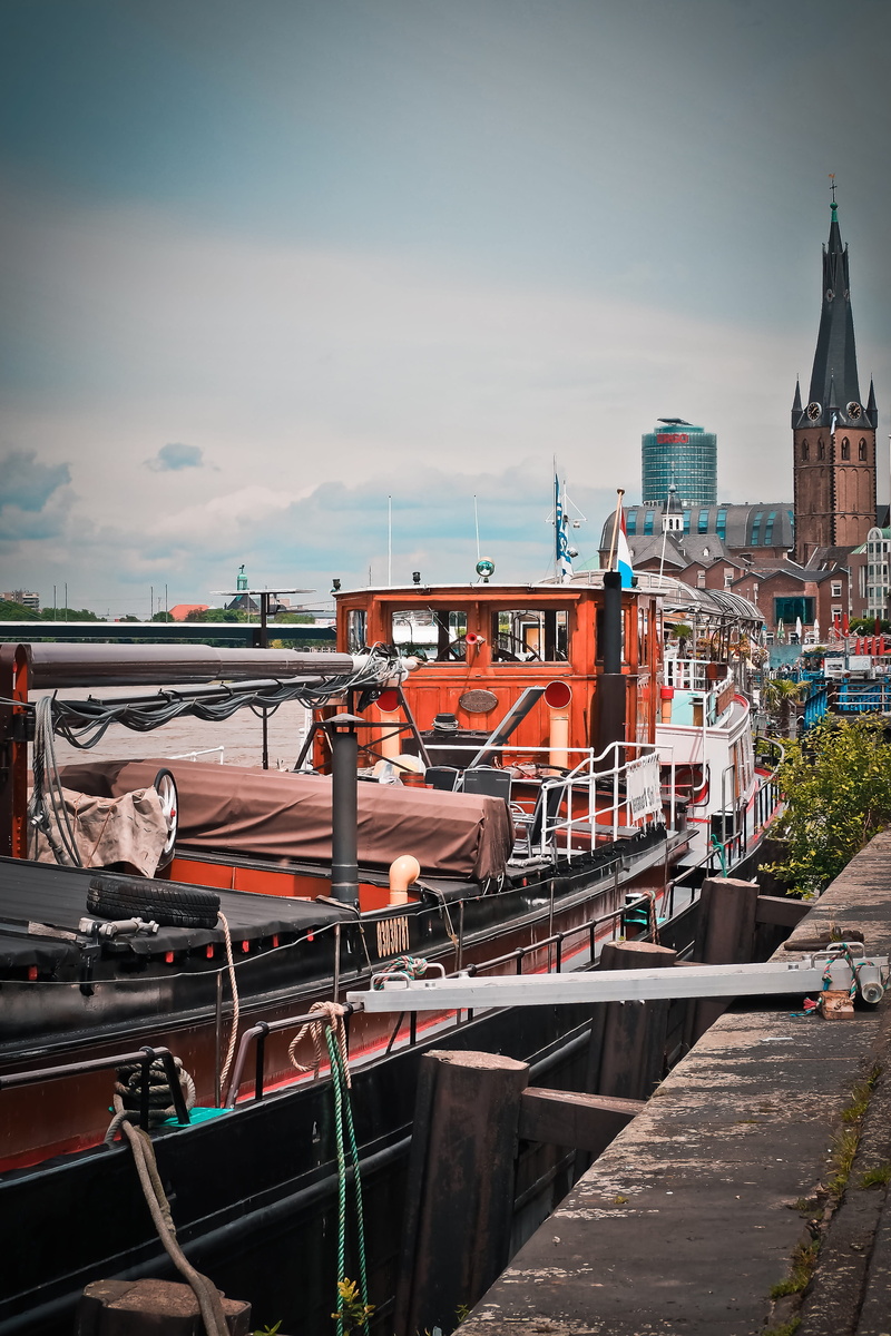 frachtschiff, dusk, construction industry, travel, cloud - sky, mode of transportation, industry, inland waterway transport, built structure, vintage, building exterior