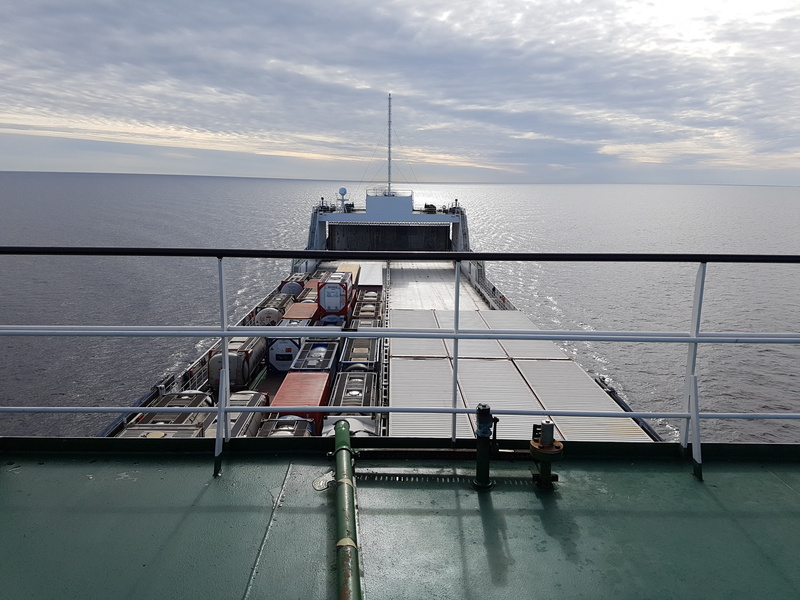 cargo, traffic, shipping, white, outdoors, nature, people, day, transport of goods, real people, transport, container, frachtschiff, transportation, water