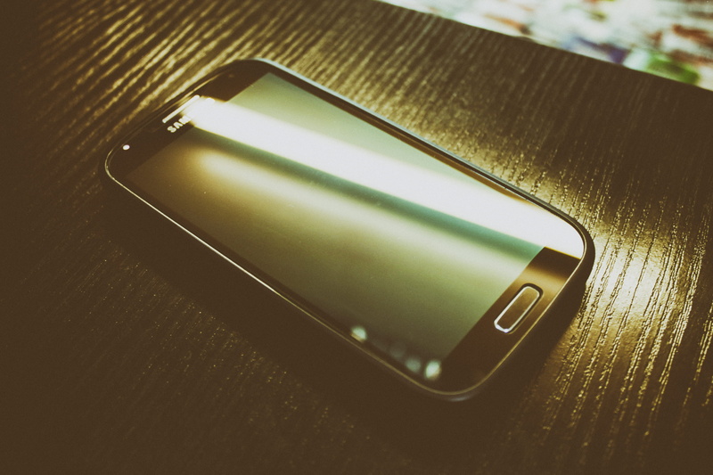 galaxy, wireless technology, connection, touch, samsung, surface, internet, touch screen, aluminum, galaxy s4, blur, portability, 4K, android, computer