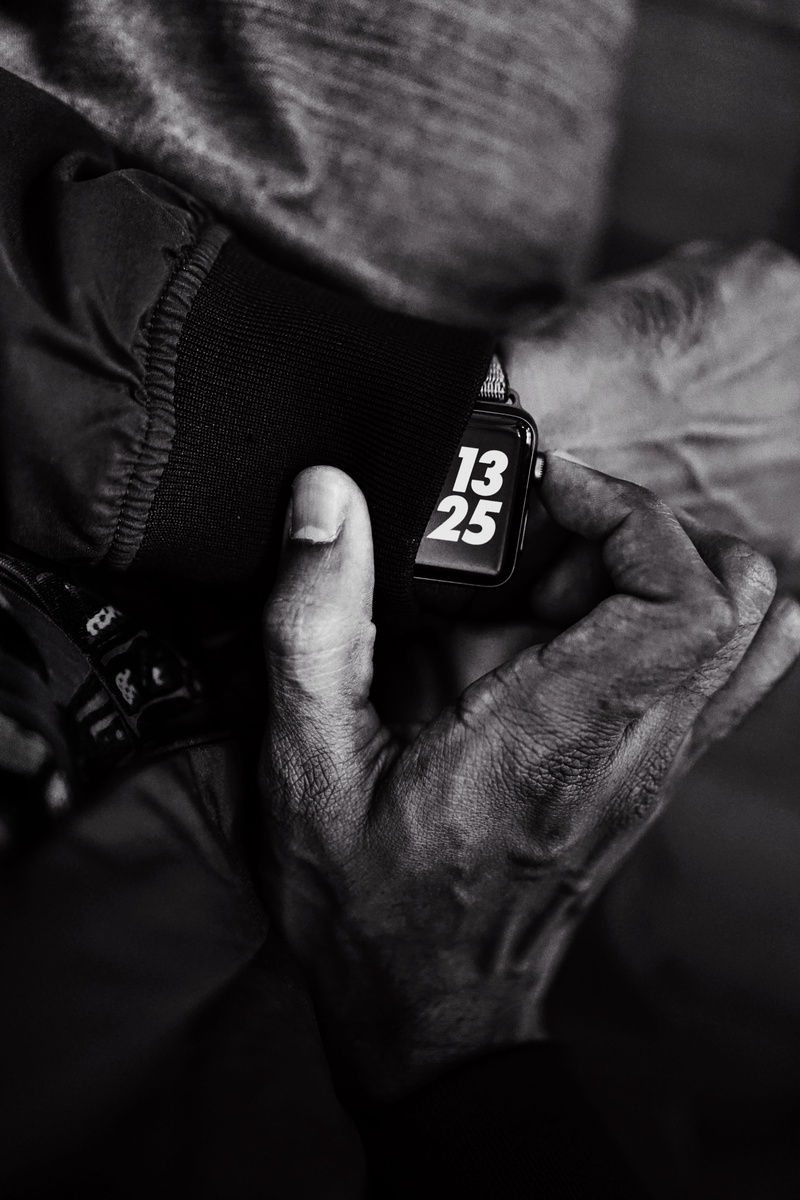 old, hand, greyscale, fixing, communication, apple watch, human finger, adult, sleeve, one person, clock, person, watch, reading, social issues, holding