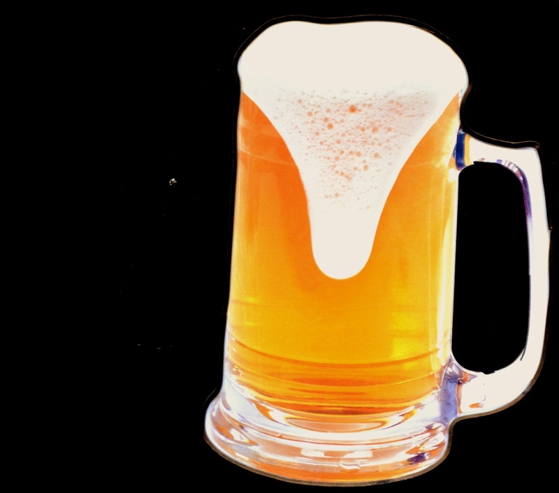 glass, freshness, suds, drinking glass, still life, studio shot, brew, alcohol, beer foam, beer, cup, refreshment, close-up, glass - material, surface