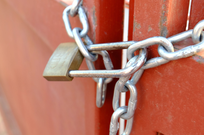silver colored, hanging, safety, day, protection, gate, no people, focus on foreground, barrier, padlock, lock, outdoors, close-up, chain, strength, tied up