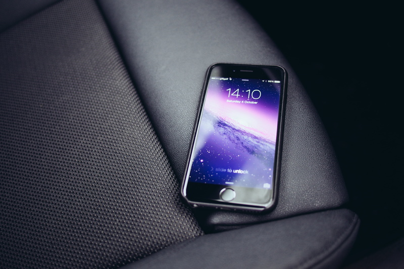 smart Phone, screen, technology, connection, telephone, touch, communication, apple, touchscreen, portability, car interior, mobile Phone, internet, transportation