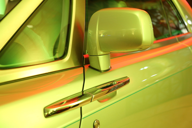 mode of transportation, transportation, modern, car door, land vehicle, full frame, in a row, wireless technology, motor vehicle, macro photography, closed