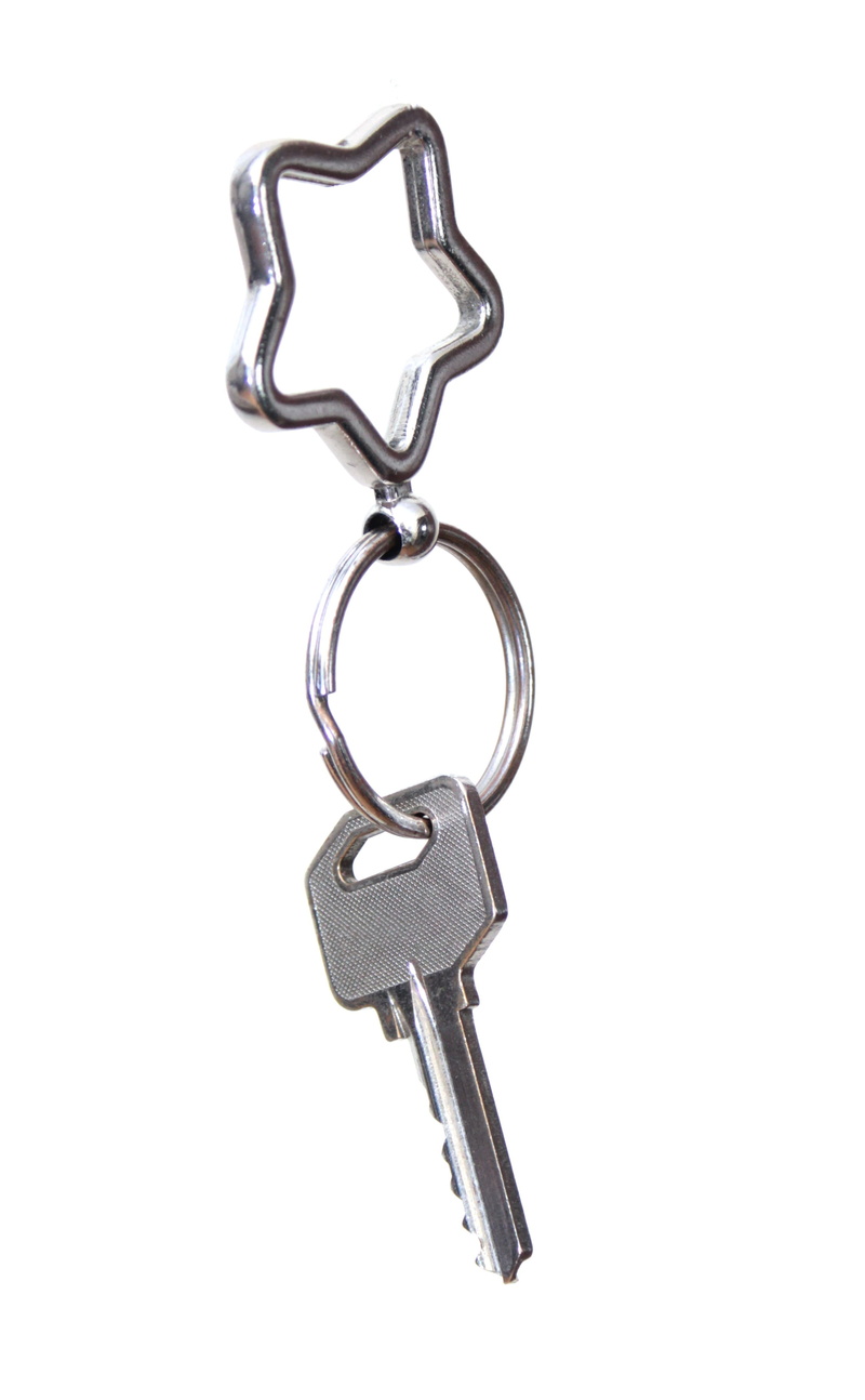 connection, cut out, weapon, alloy, copy space, strength, key ring, high angle view, safety, studio shot, silver colored, close-up, unlock, metal, 2K