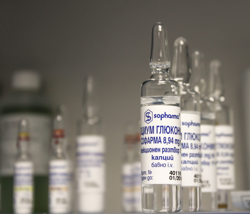 disease, medical, drug, therapy, sickness, bottle, healthcare and medicine, 4K, health, text, selective focus, pills, indoors, variation, research, pharmacy