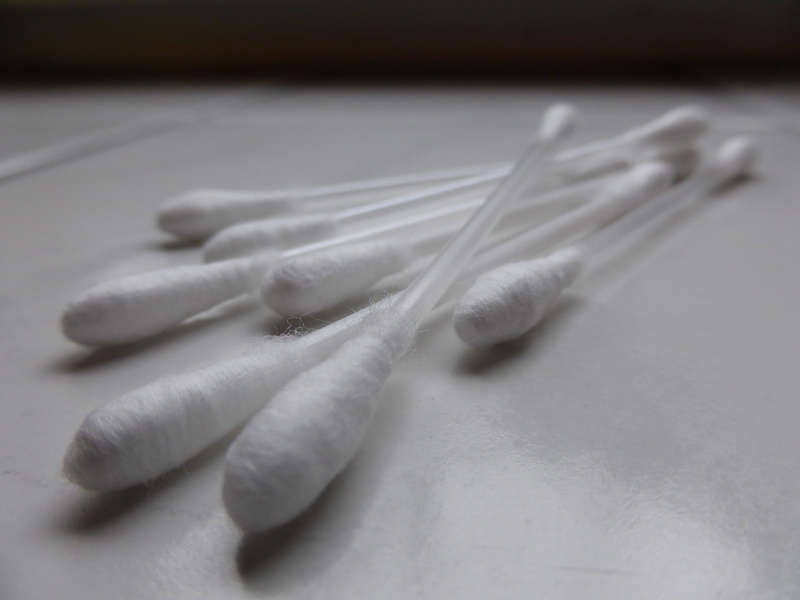 no people, healthcare and medicine, group of objects, cleanliness, close-up, body care, hygiene, gxl, white color, textile, cotton swabs, softness, studio shot