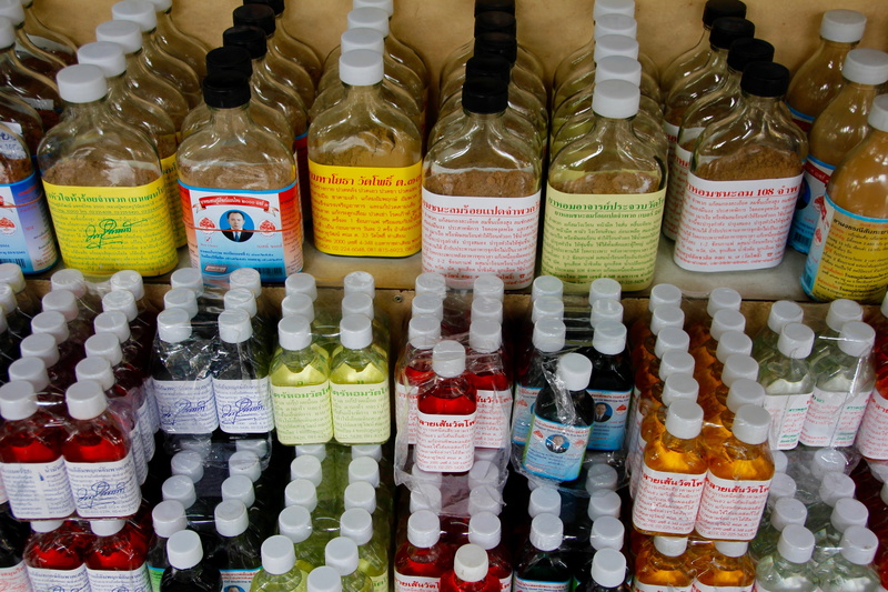 nutrient additives, disease, multi colored, store, no people, pills, doctor, consumerism, collection, gesichtswasser, tablets, textile, heal, drugs, retail display