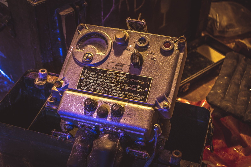 digging, control, technology, studio, arts culture and entertainment, no people, close-up, machinery, musical equipment, equipment, instruction, 2K, music