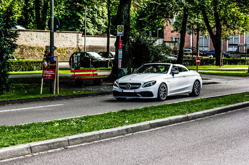 good, travel, car, no people, mode of transportation, green, tree, sky, lights, plant, land vehicle, street, vehicle, happiness, mercedes, day, sporty