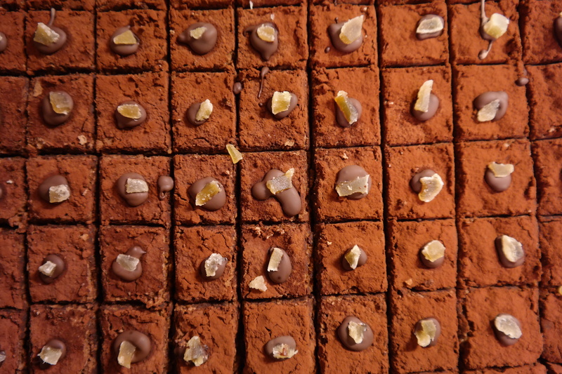 textured, cookie, architecture, pattern, protection, order, drawer, fine pastry, treat, 5K, small cakes, cocoa, repetition, sweetness, door, ginger slices