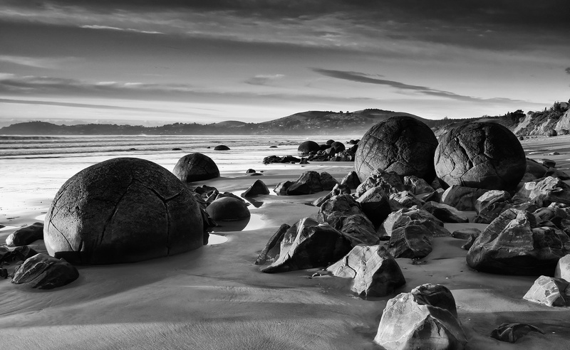 spherical, 2K, Black and White, rocks