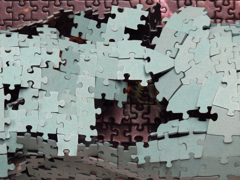 finish, relaxation, puzzle, hobby, 4K, close-up, indoors, connection, leisure games, tricky, fold, solution, patience, challenge, green, clear away, abundance