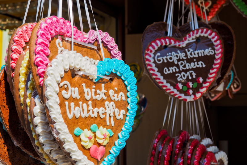 sale, leisure, candy heart, candy, 4K, sugar font, hanging, colorful, frosting, western script, gingerbread heart, sweetness, food and drink, year market