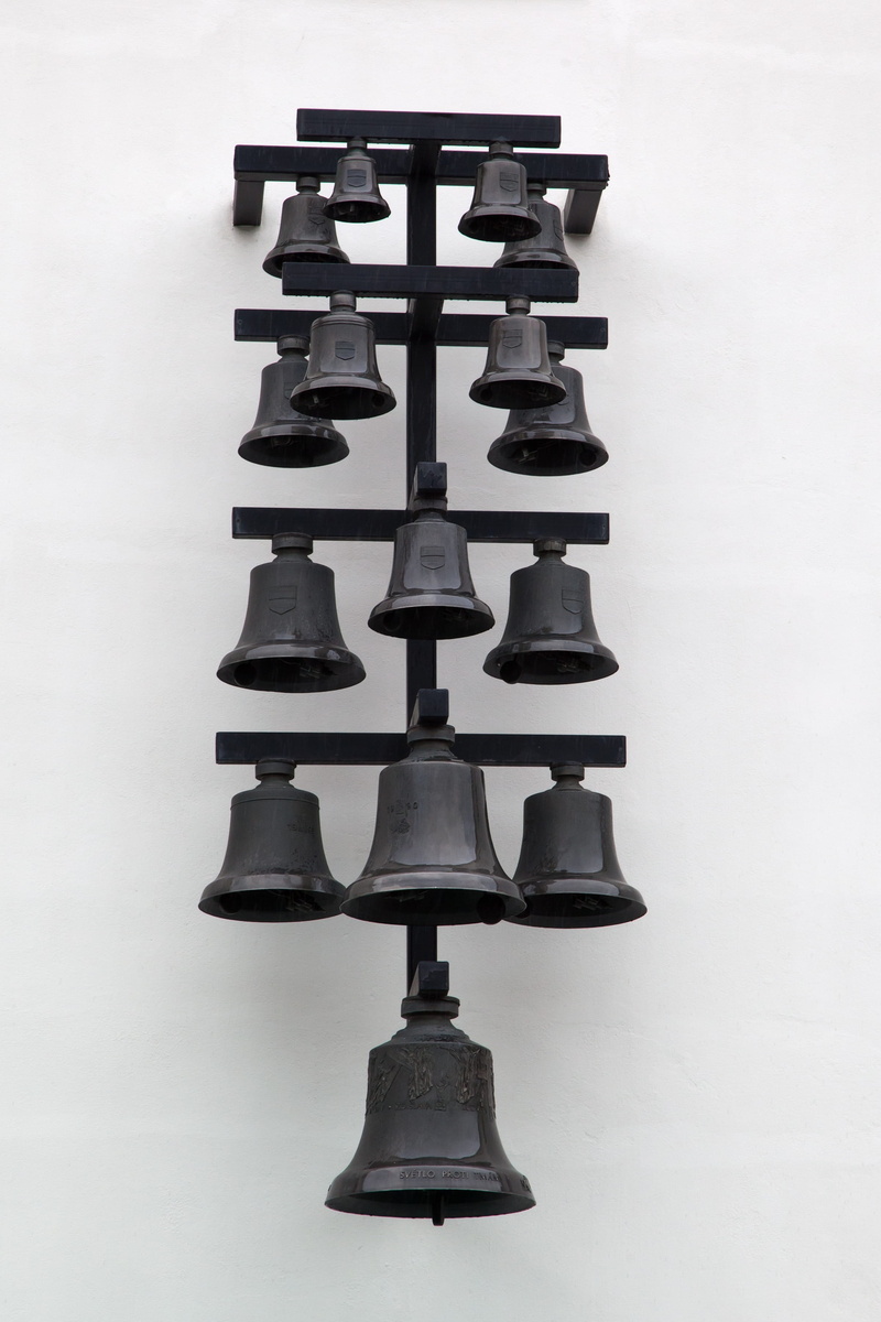 many, hanging, metal, leisure games, wheel, strategy, iron, music, Bell, chess, wood - material, relaxation, 4K, board game, instrument, device, chess piece