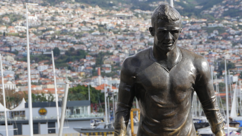 sportsman, man, funchal, concrete, cristiano ronaldo, people, madeira, built structure, bronze, brown, sport, building, cityscape, monument, cr7, city