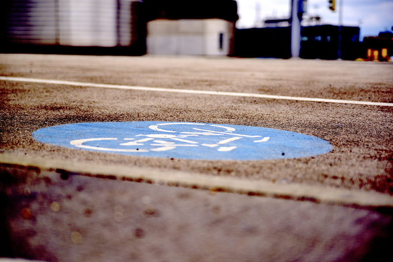 roadway, close-up, locomotion, outdoors, traffic, geometric shape, shield, bicycle path, guidance, sign, absence, verkehrszeichen fahrradweg, day, transportation