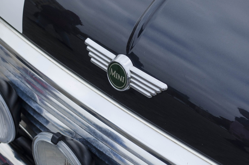 metal, technology, glass - material, no people, mode of transportation, emblem, transportation, motion, day, lighting equipment, silver colored, chrome