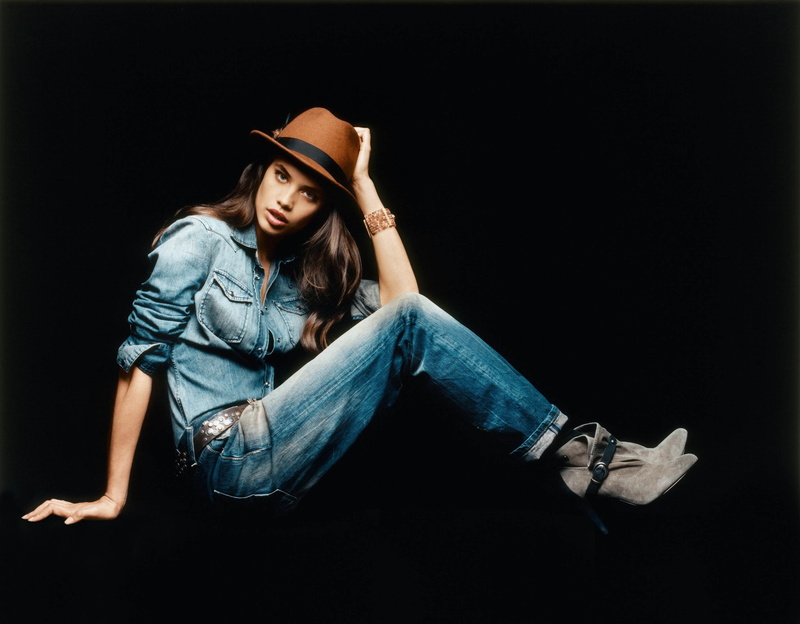 dark, emotion, sitting, teenager, hair, portrait, young adult, women, beautiful people, jeans, black background, full length, hat, relationship difficulties