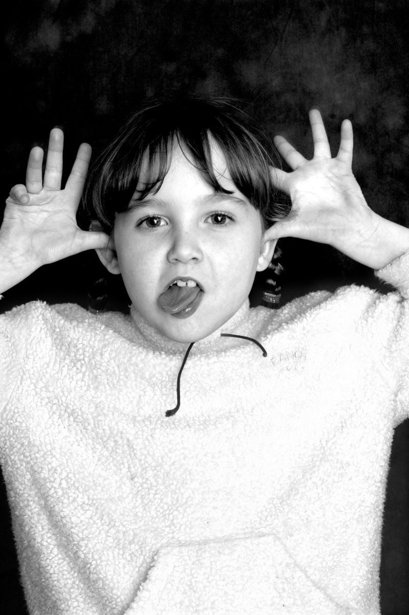 one person, face, human body part, cheeky, gesturing, human hand, person, portrait, childhood, human arm, fun, 2K, innocence, close-up, child, finger