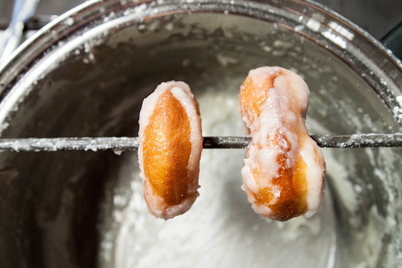 meal, kitchen utensil, breakfast, indoors, eating, sugar, golden, doughnut, freshness, treat, chinese food, round, wellbeing, skewer, roasted, no people
