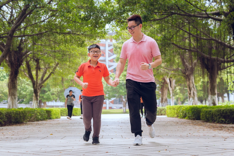 a person, people, young adult, footpath, Person, emotion, t-shirt, walking, Jogging, park - Man Made Space, recreational Pursuit, Laugh, friendship, plant