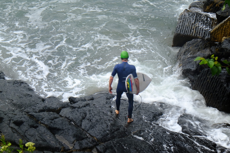 nature, leisure activity, seashore, uncertainty, ocean, extreme, surf, adventure, courage, green, water, surfer, motion, casual clothing, full length, sea