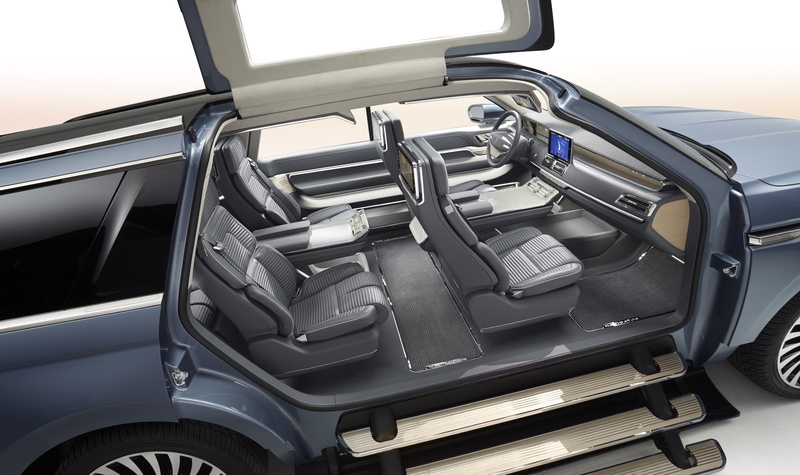 glass - material, car interior, chrome, transportation, outdoors, no people, stationary, wheel, SUV, NAIAS 2017, reflection, interior, Lincoln Navigator