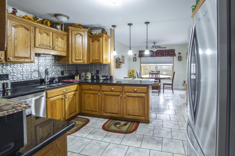 ceiling, household equipment, inside, residence, built structure, kitchen, indoors, cabinet, 5K, refrigerator, tile, flooring, home, lighting equipment
