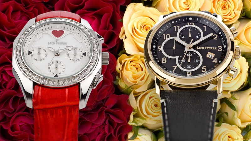 timer, close-up, red, hand, high angle view, case, magnetic compass, currency, 1080P, ornate, navigational instrument, no people, metal, still life, financial