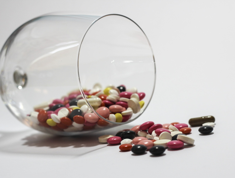 pharmacy, medications, medicines, the pill, the disease, abundance, no people, medicine, large group of objects, glass - material, get sick, healthcare And Medicine