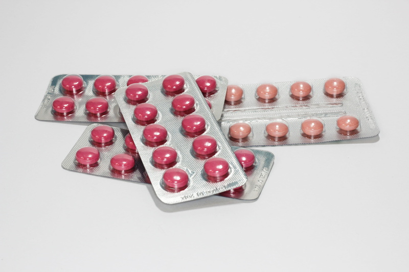 blister, positive emotion, treat yourself, indoors, red, cut out, pill, cure, medical, love, healthcare and medicine, the pill, emotion, 5K, medicine