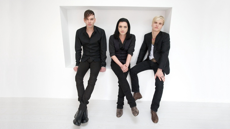 placebo, modern, people, success, confidence, business, caucasian Ethnicity, shirts, young men, looking, colleague, front view, smiling, s, fashion, looking At Camera