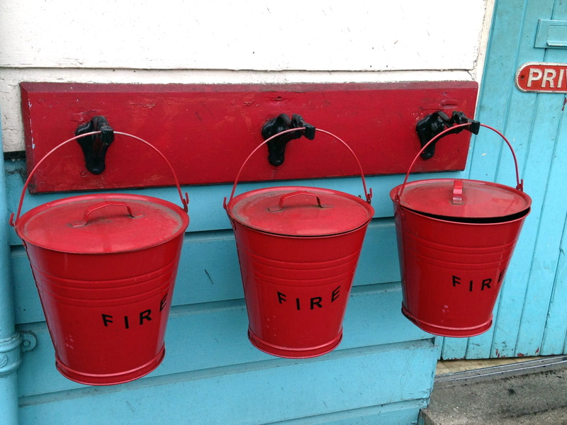 no people, fire, close-up, group of objects, wall, outdoors, side by side, Fire, container, water, Bucket, fire delete, fire fighting water, blue, fire fighting water supply