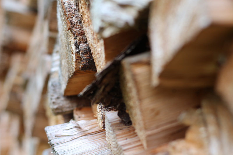 combs thread cutting, heating up, shock, tree, stack, commodity, no people, lumber industry, in stock, material, brown, energy, outdoors, stacked, nature