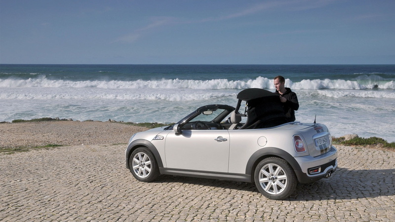 scenics - nature, vehicle, horizon over water, Mini Roadster, horizon, 1080P, vacations, silver cars, outdoors, beauty in nature, land, beach, men, motion