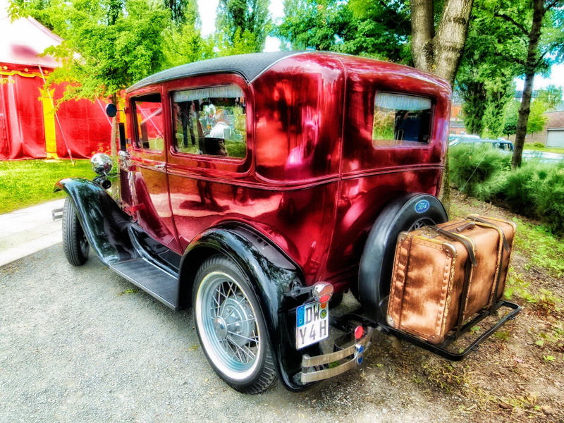 vintage Car, transportation, beside, red, land Vehicle, parked, stationary, plant, day, outdoors, hdr, street, obsolete, classic, vintage, city, automobile