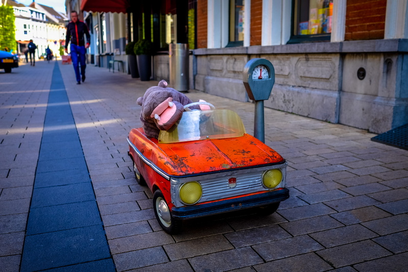 orange, paving stone, mode of transportation, riding, day, old, social issues, real people, red, street, mascot, men, childhood, hippopotamus, 4K, building exterior
