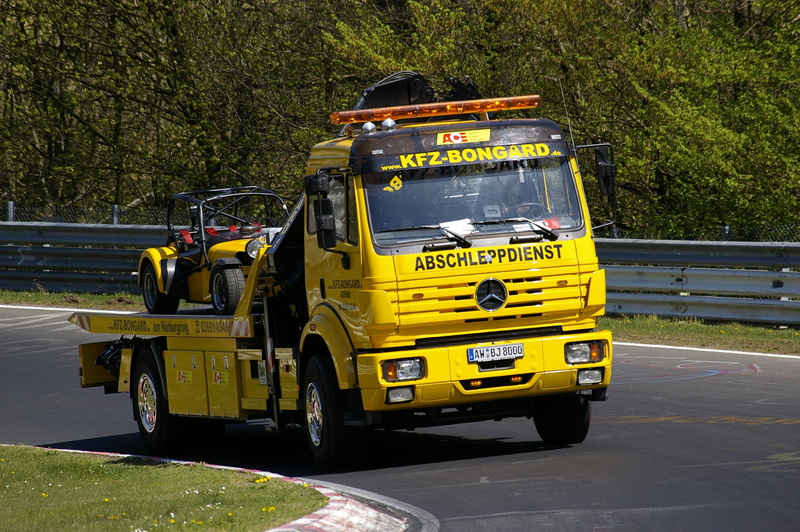 auto, nordschleife, benz, towing service, nature, sunlight, roadf, speeding, road, plant, occupation, city, street, commercial land vehicle, sign, truck
