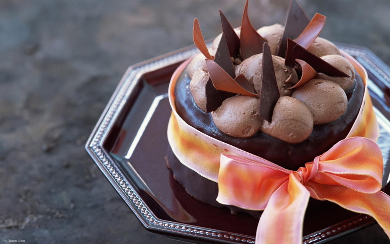 human body part, cake, decoration, pastry, refreshment, food, chip, sweet Food, kitchen utensil, candy, freshness, cultures, close-up, food and drink, dessert