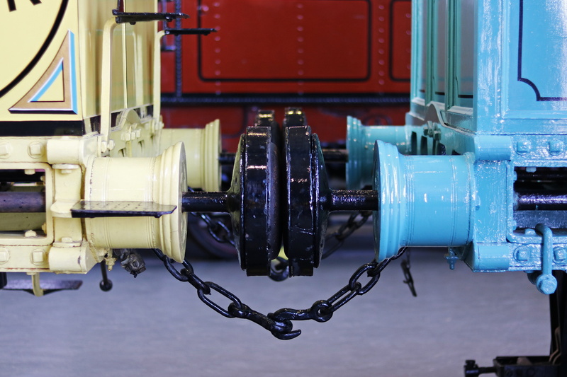 connection, close-up, pipe - tube, train, metal, national railway museum york, pressure, machine, equipment, technology, machine valve, primary colours