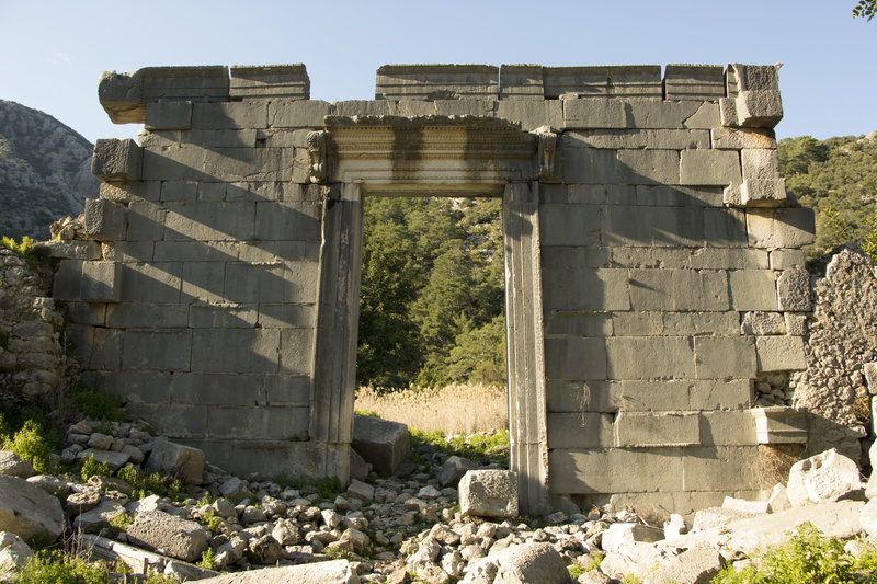 turkey, 5K, built structure, footpath, ruined, archaeology, gate, brown, famous Place, wooden, history, door, sheep, abandoned, road, track, damaged, dirt