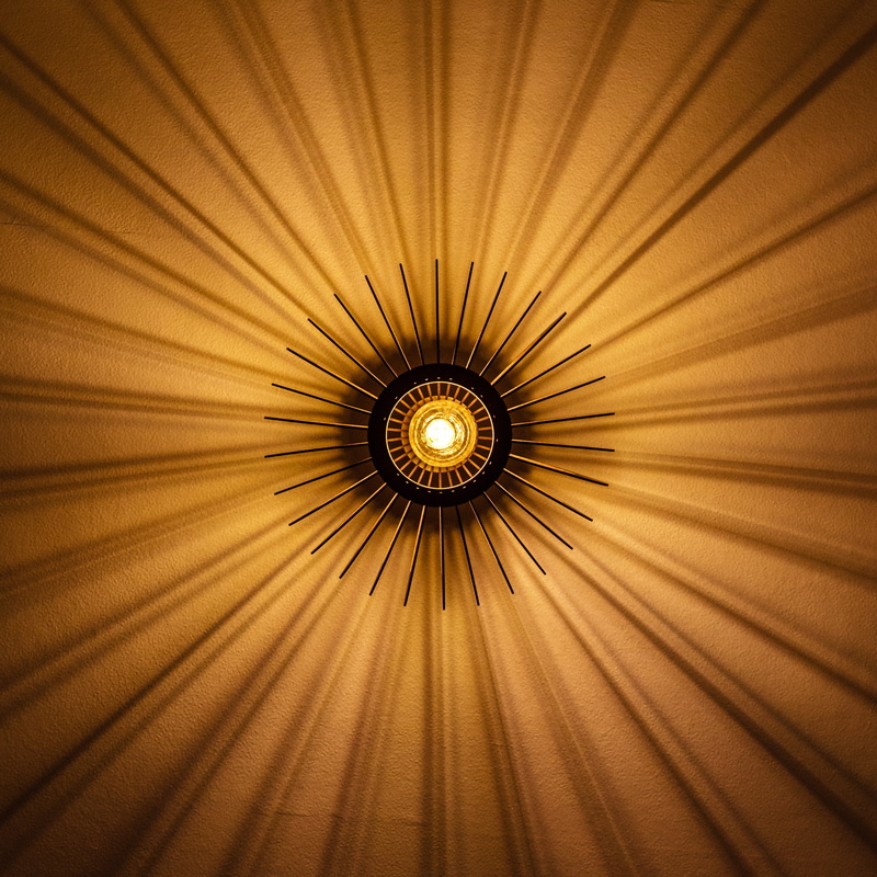 glowing, filament, 2K, light, bill, geometric shape, directly below, chandelier, full frame, pattern, electric lamp, shadow shadow game, blanket, shape