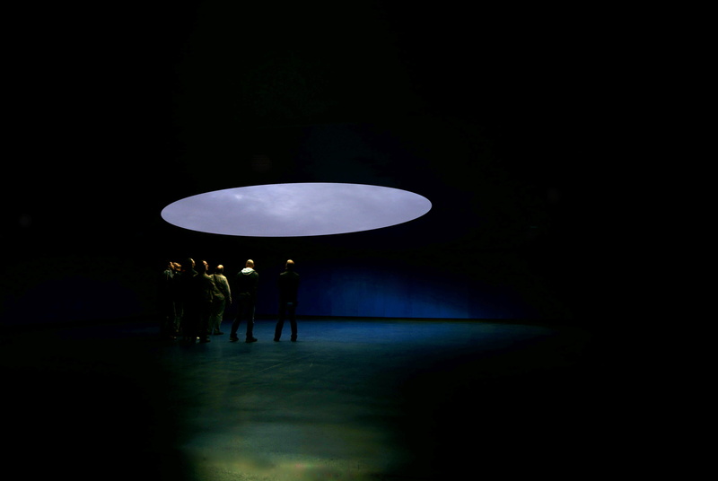 standing, human resources, wait, arts culture and entertainment, penumbra, hole, light, light - natural phenomenon, men, indoors, night, notion, people