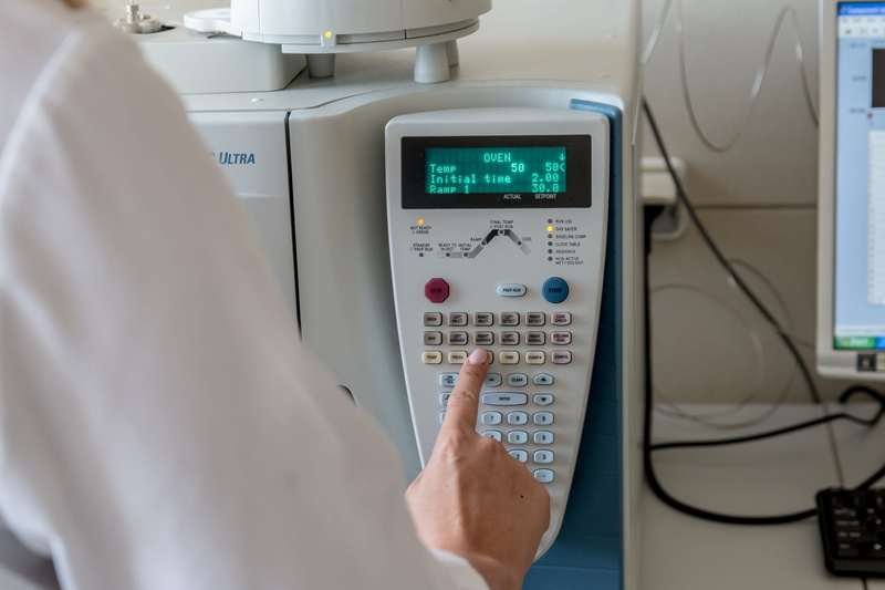 research, human hand, machinery, tube, laboratory, medical, occupation, the doctor, technology, operating, control panel, indoors, the test, control, human body part