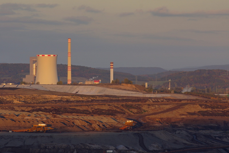 no people, coal mining, extraction, built structure, ecosystem, foothills, environment, nature, emitting, thermal power plant, pollution, the production of heat