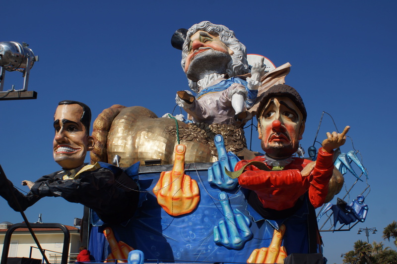 5K, viale guglielmo marconi, luigi di maio, art and craft, alessandro di battista, day, viareggio carnival, clothing, celebration, no people, craft, beppe grillo